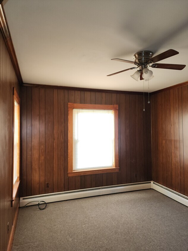 Living room - 50 Sawyer St