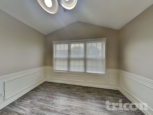 Foto del edificio - 2725 Archer Way