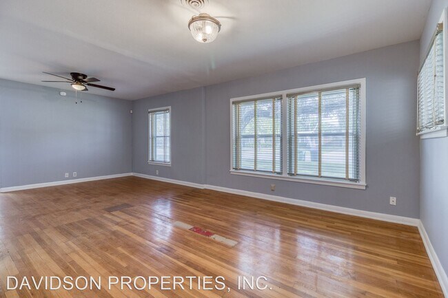 Foto del edificio - 4 br, 3 bath House - 518 Brightwood Pl