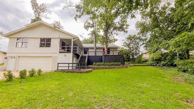 Primary Photo - 120 Fairway Dr E