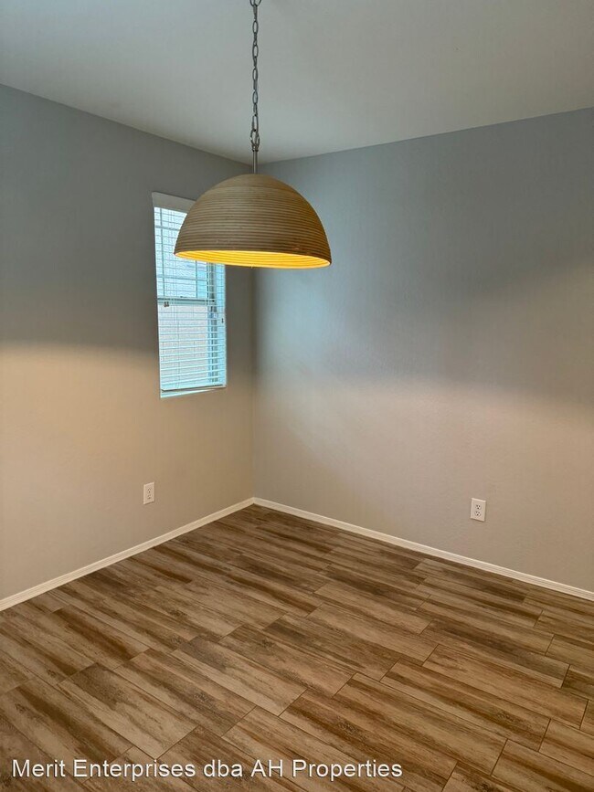Foto del edificio - 3 br, 2.5 bath House - 2491 E BOSTON ST