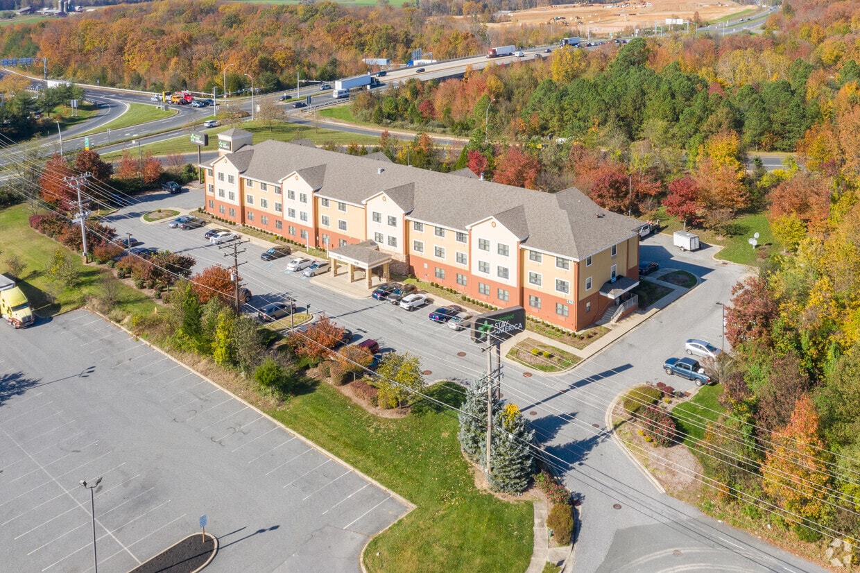 Furnished Studio Bel Air Apartments in Bel Air, MD