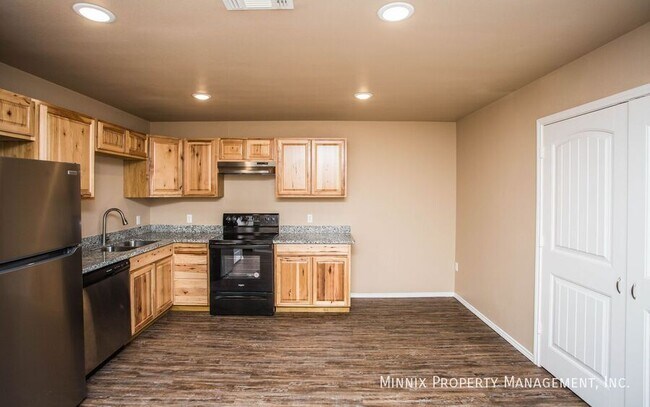 Foto del edificio - 2408 N Avenue P