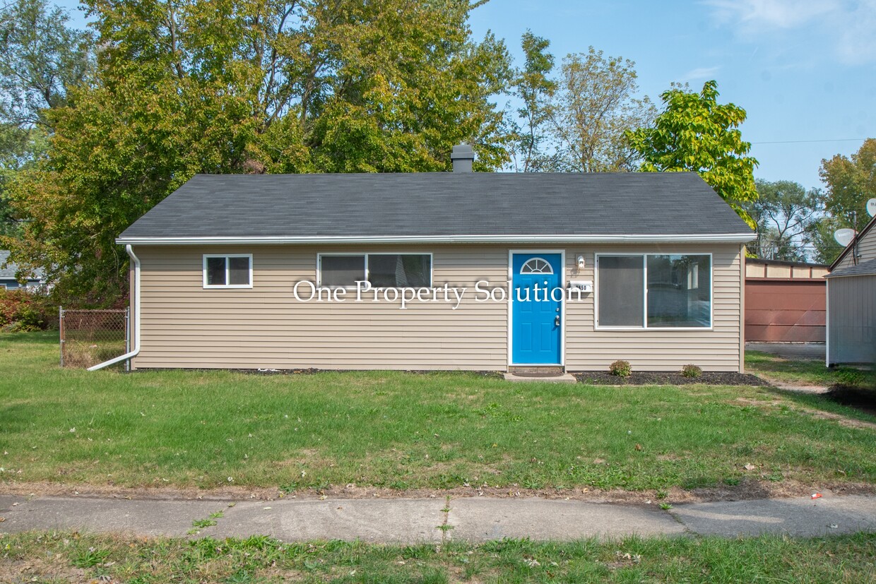 Primary Photo - 2650 E 21st Pl