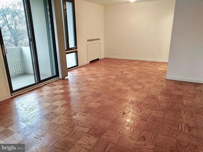 Foto del edificio - 490 M St SW