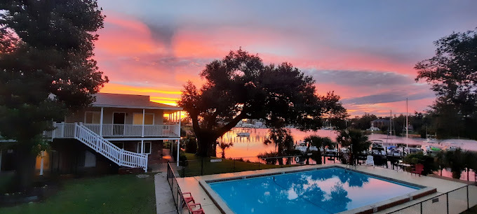 Primary Photo - Magnolia Cove Apartments and Marina