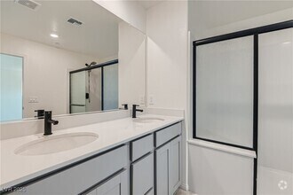 Building Photo - 3208 Segesta Ave