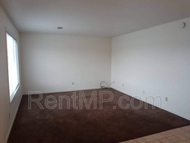 Foto del edificio - 722 W Broomfield St