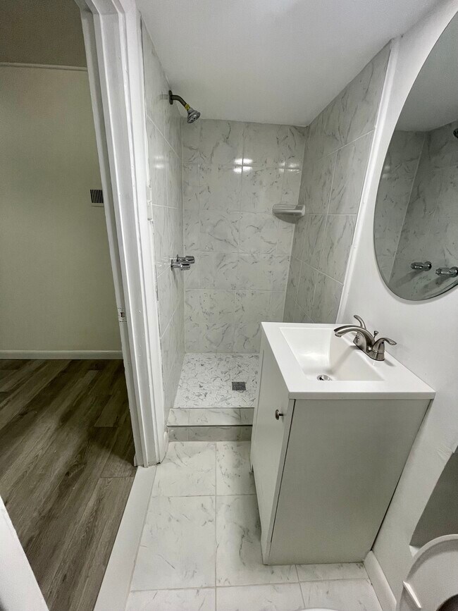 Basement Bathroom - 4114 E Eager St