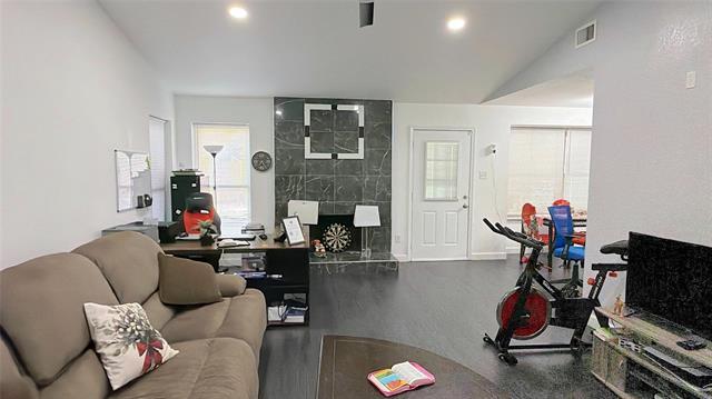 Foto del edificio - 4233 Glen Ridge Dr