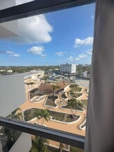 Building Photo - 13499 Biscayne Blvd
