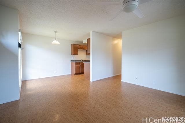 Building Photo - 94-1411-1411 Polani St
