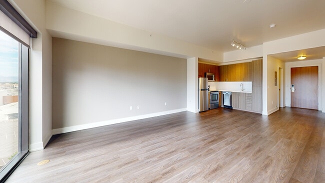 Interior Photo - Steele Creek