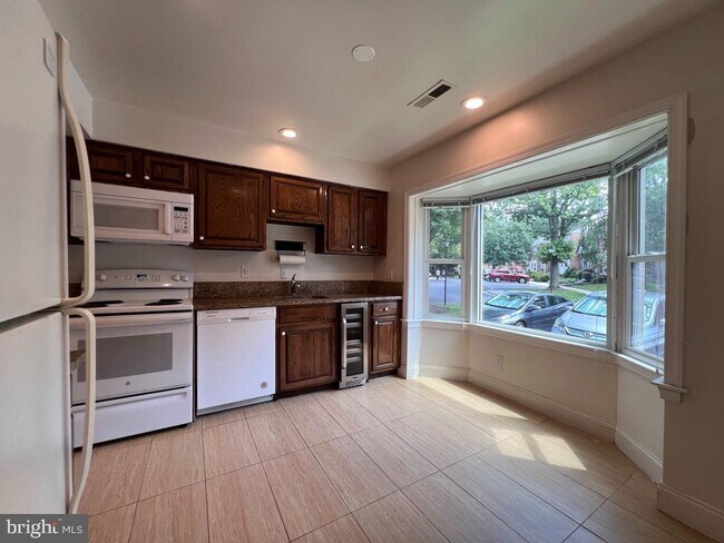 Foto del edificio - 7537 Coddle Harbor Ln