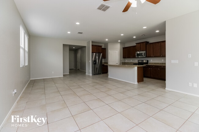 Building Photo - 2465 W Arroyo Way