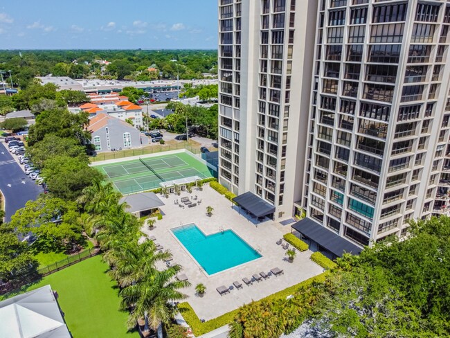 Building Photo - 3301 Bayshore Blvd