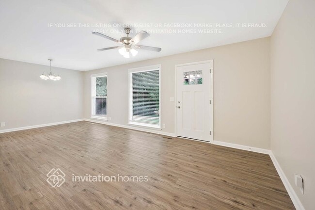 Foto del edificio - 907 Rexdale Dr