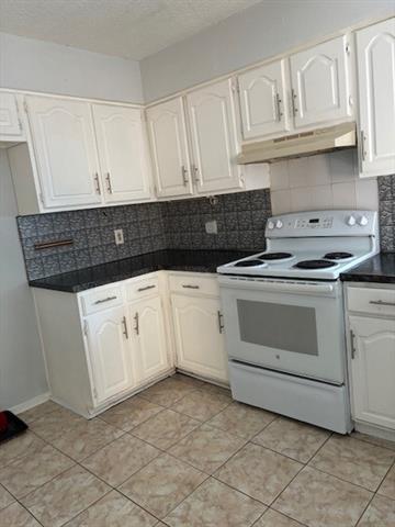 Building Photo - 2212 Honey Creek Ln