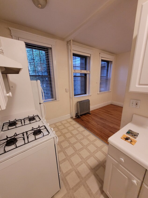 Primary Photo - 62 Queensberry St