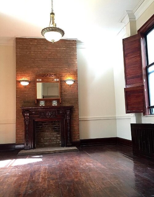 Building Photo - 65 Grove St
