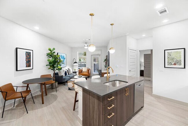 Photo - Special Offer: Up to 6 Weeks Free Rent! Apartment