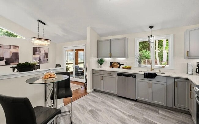 Foto del edificio - 23 Whitten St