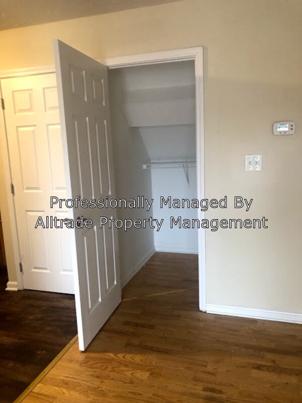 Foto del edificio - 124 W Chestnut St