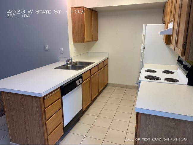 Building Photo - Quail Glenn Apartments