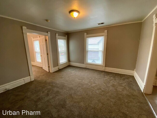 Building Photo - 1054 Lafayette Ave SE