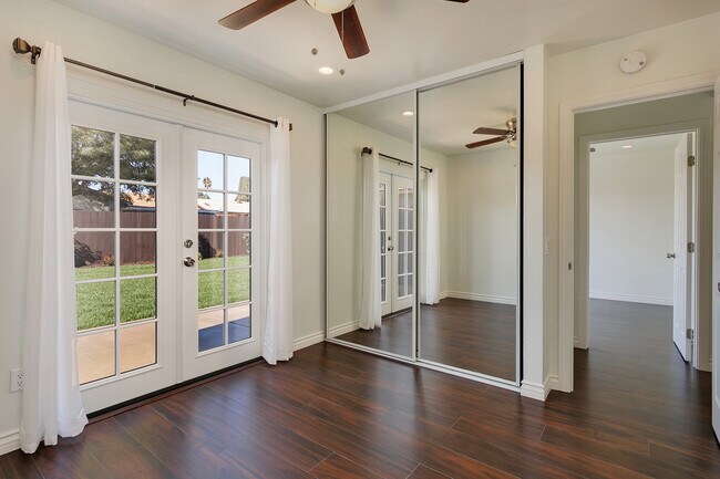 Building Photo - 8720 Hebrides Dr