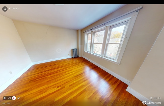 Building Photo - 26 Gray St