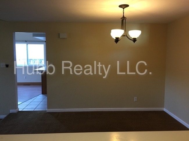 Building Photo - 4230 Sierra Madre Dr