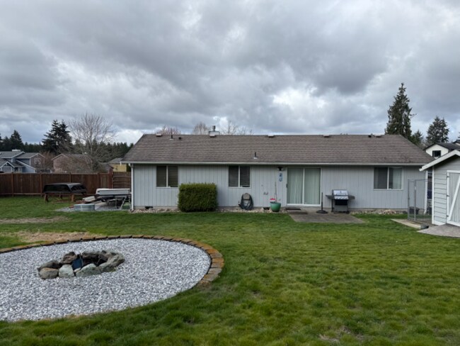 Foto del edificio - 12015 200th Ave Ct E
