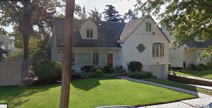 Primary Photo - 566 Saddle Ridge Rd