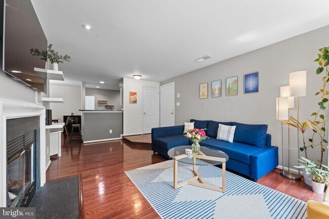 Foto del edificio - 7501 Ashby Ln