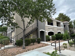 Building Photo - 10245 S Maryland Pkwy