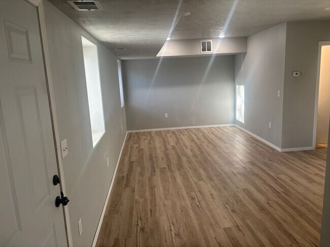Foto del edificio - 1527 NW 2nd St