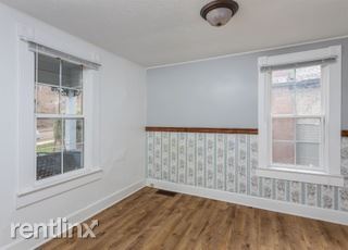 Building Photo - 3 br, 2 bath House - 725 E 8th Ave
