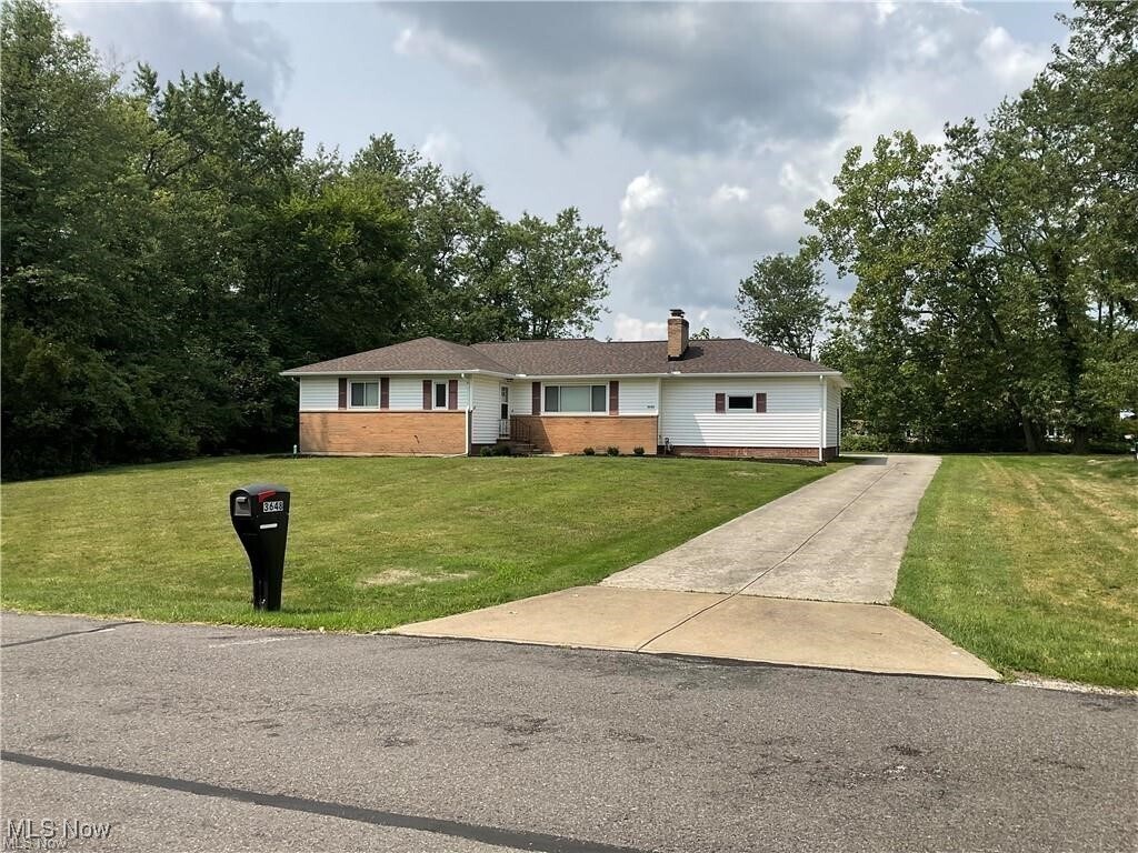 3648 Avondale Rd Woodmere, OH 44122 – photo 3