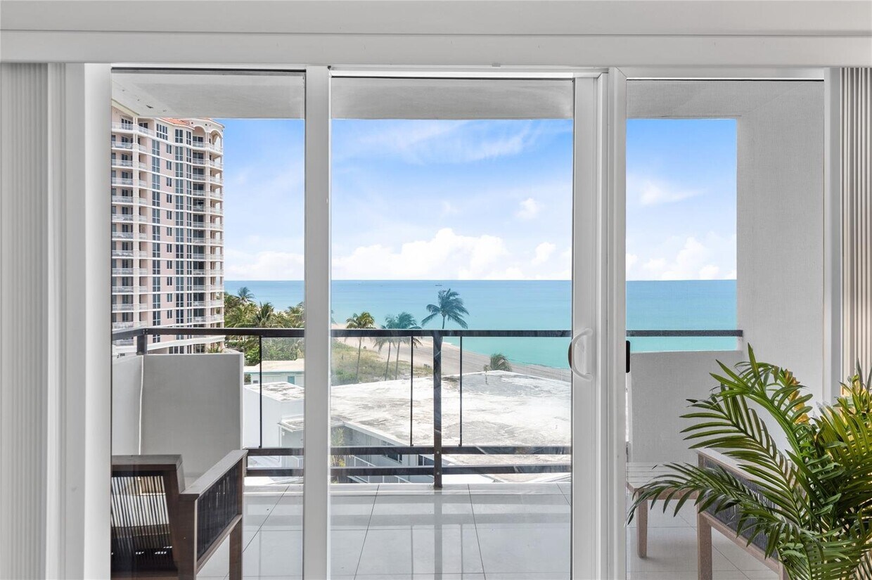 Primary Photo - 1500 S Ocean Blvd