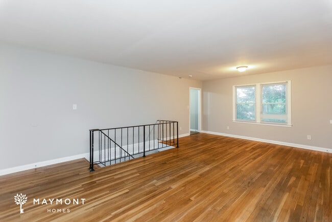 Building Photo - 2761 Oldknow Dr NW