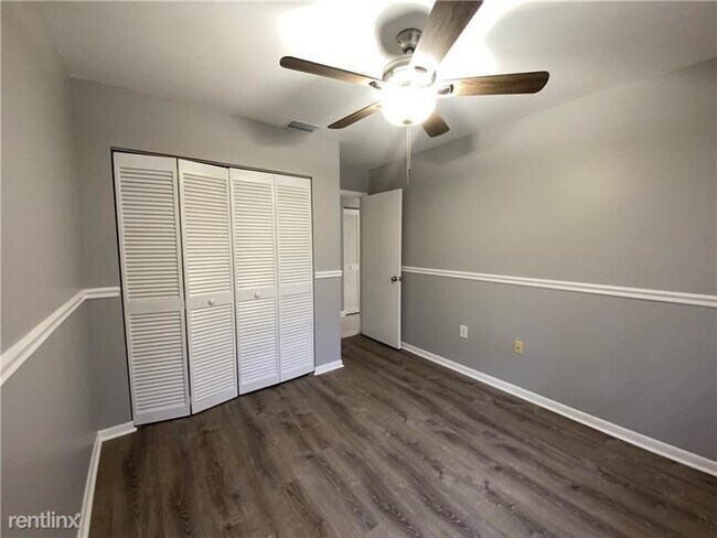 Foto del edificio - 3 br, 2 bath House - 5560 NW 50th Ave