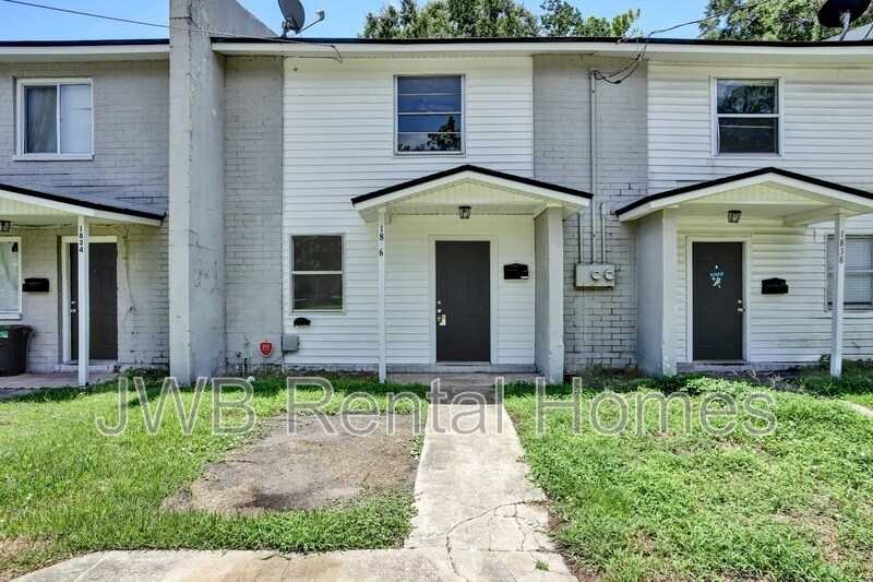 Foto principal - 1836 Broadway Ave
