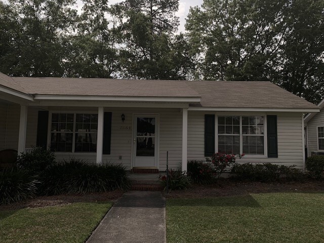 Building Photo - 2306 Pineview Dr