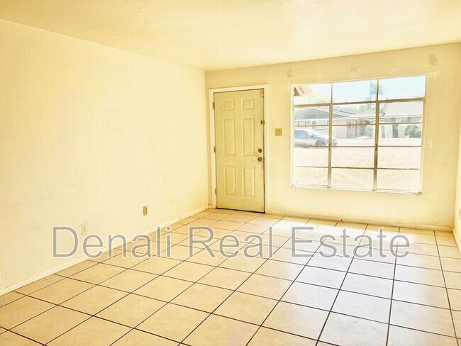 Foto del edificio - 6212 N 12th Pl