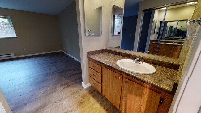 Foto del edificio - 2 Bedroom Condo in Sunn Fjord - Community Amenities Incl. - Available 5/15