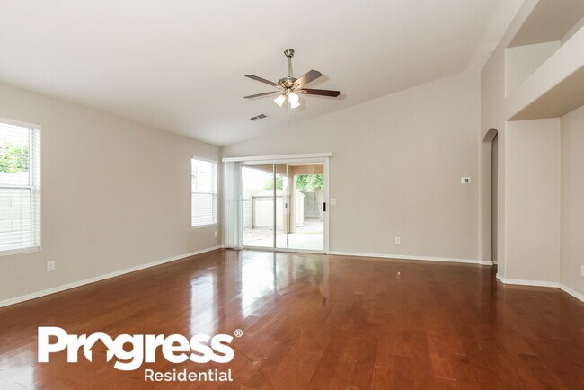 Building Photo - 8459 W Ross Ave