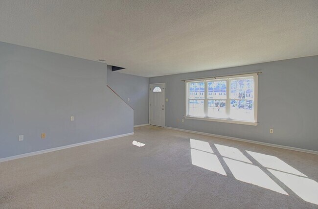 Foto del edificio - 1100-113A Pineland Ave