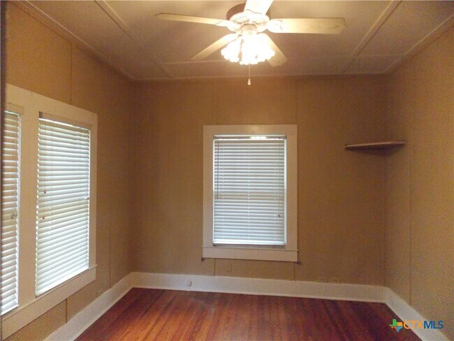 Foto del edificio - 959 W Lee St