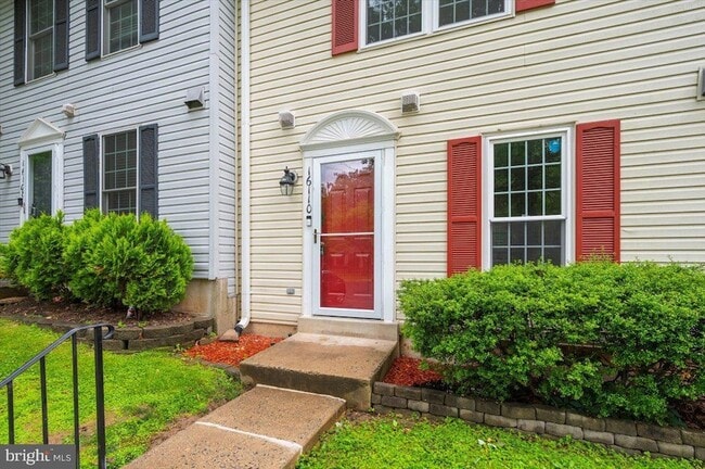 Building Photo - 16110 Hayshire Ct